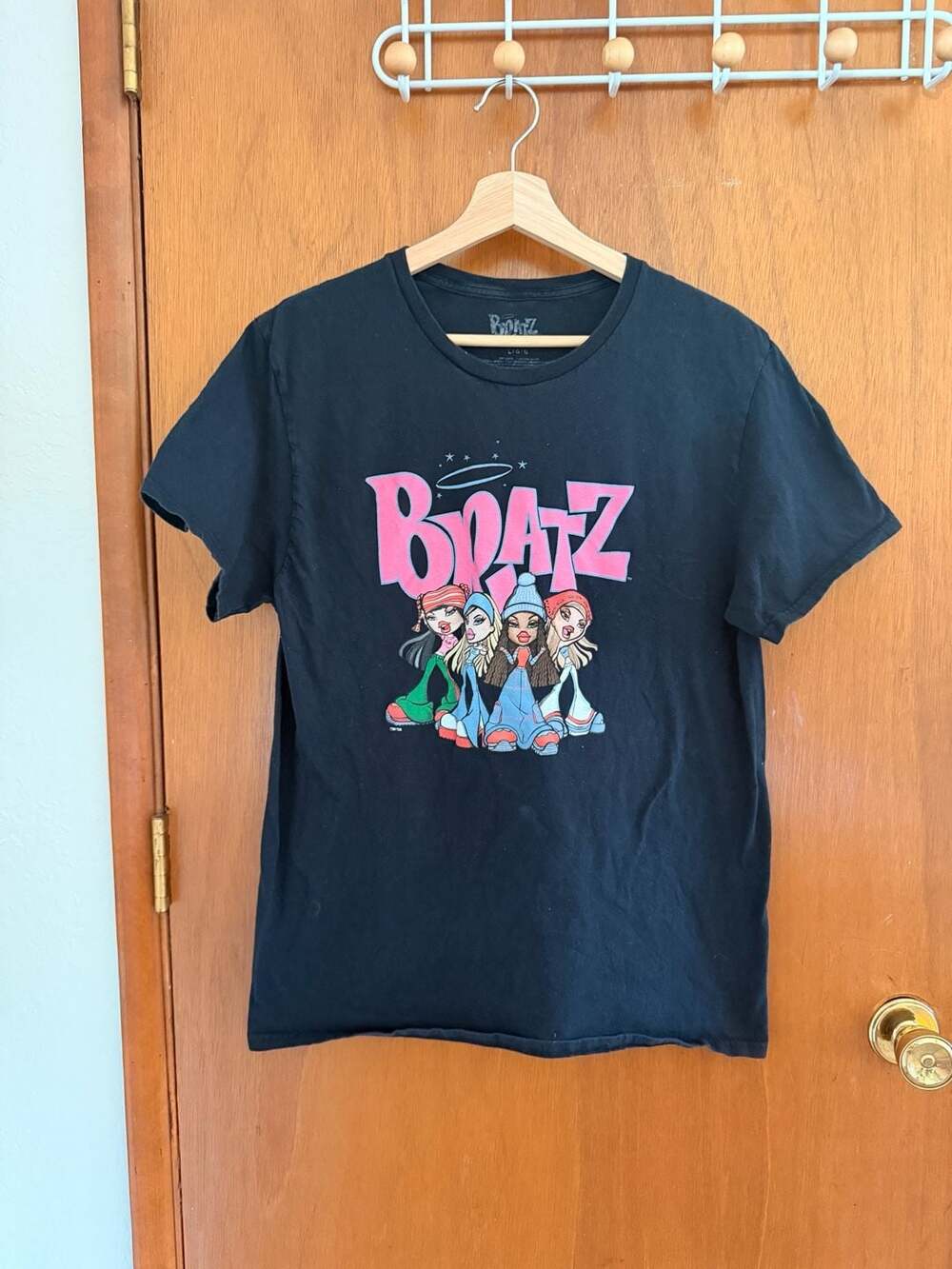 Bratz Funky Fashion Dolls Graphic T-Shirt Large Black